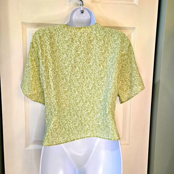 Lush Sage Green Ditsy Floral Wrap Shirt Side Tie Career Springcore Feminine - Picture 3 of 7